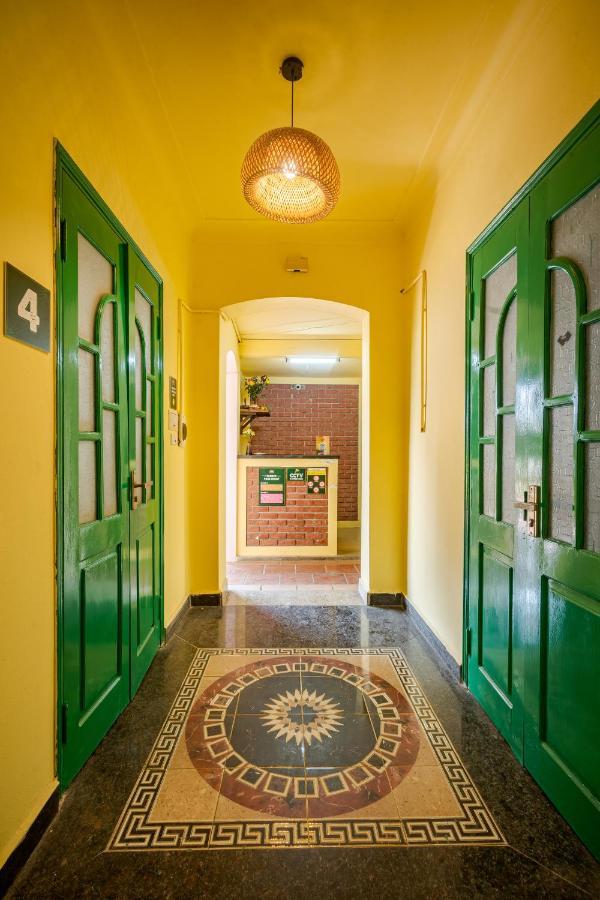 Hanoi Retro 80S Homestay Exterior foto